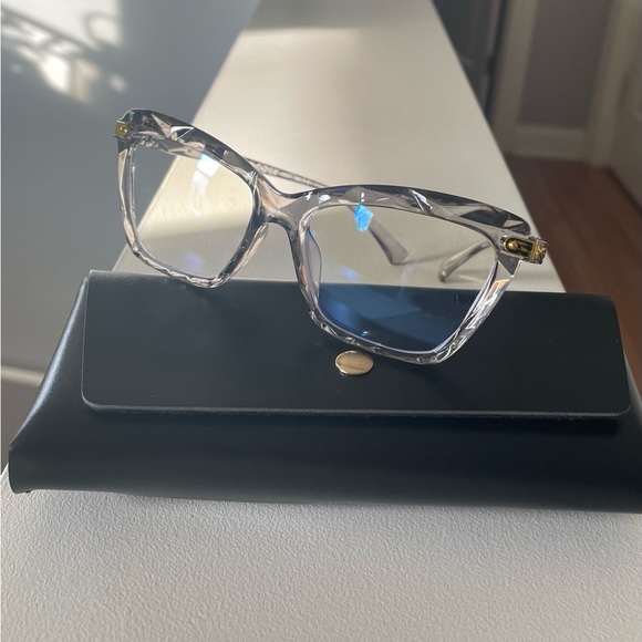 New”blue light”cat eye glasses with case for daily life.Color-clear/ light gray. - Picture 2 of 12